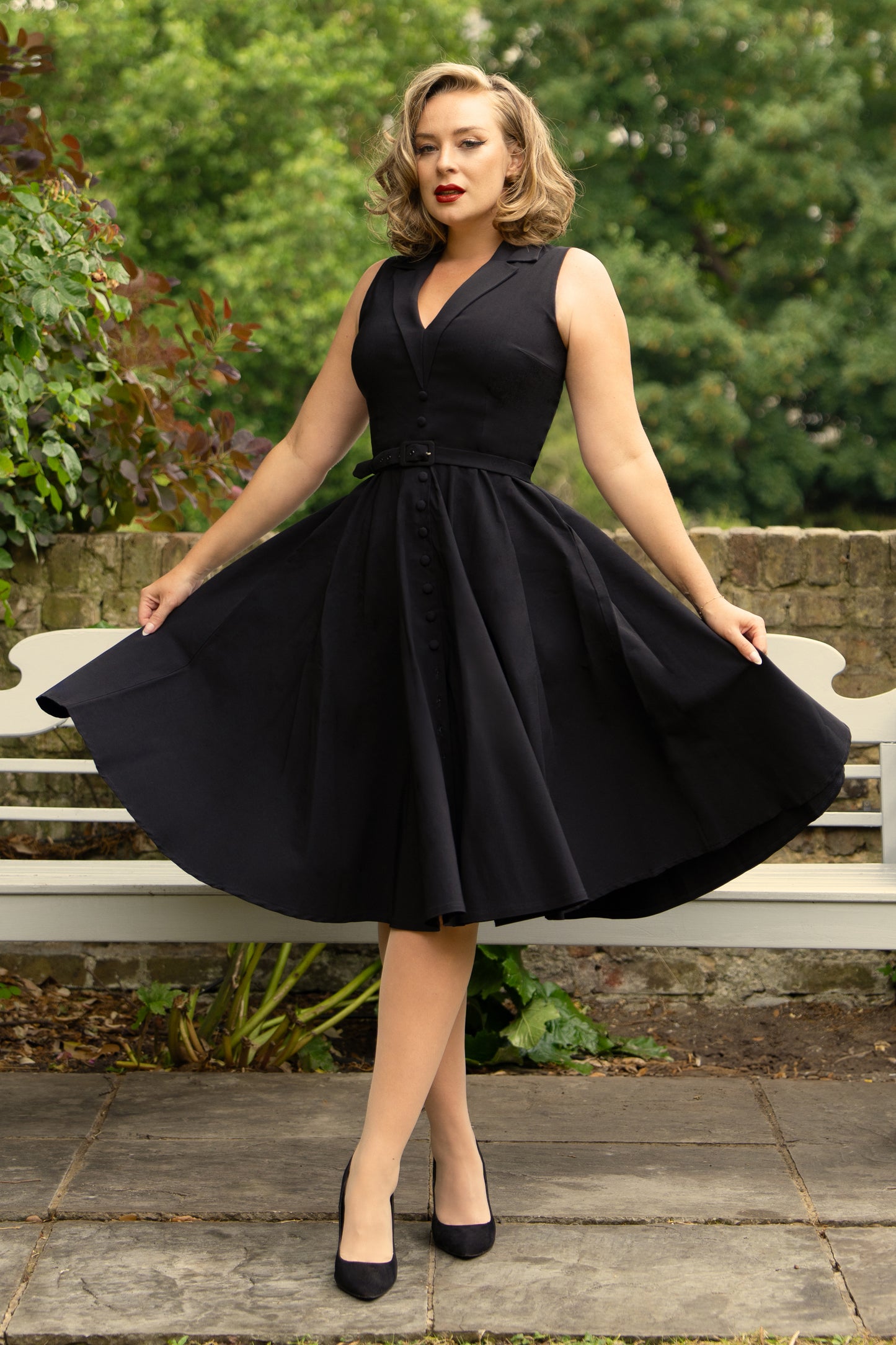 The Yade Swing Dress in Black